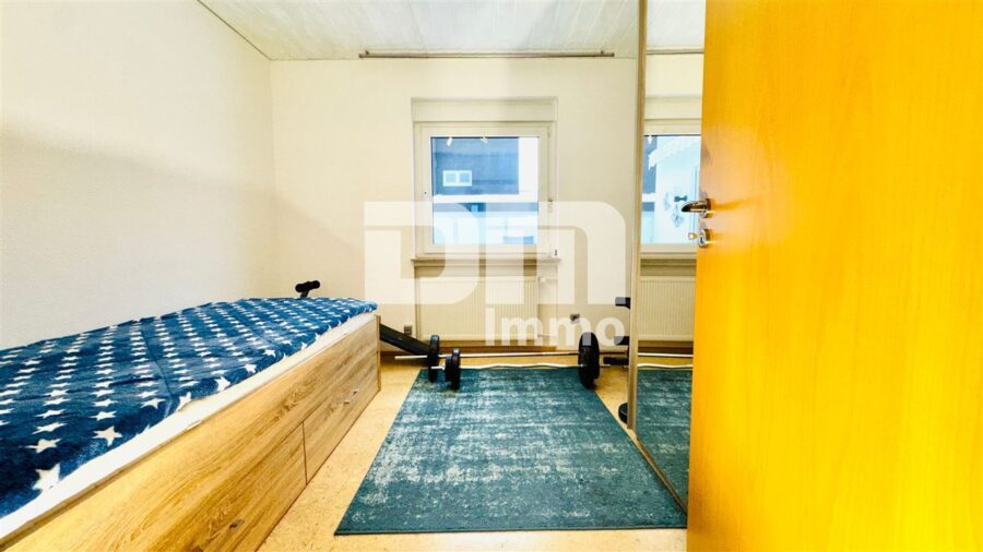 (R)eserviert! Altengerechter gepflegter Bungalow mit Gartenbereich, Terrasse, Garage - Gästezimmer / Kinderzimmer / Büro